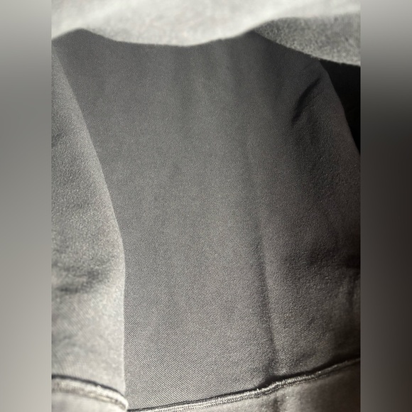 Lululemon•RARE•Perfectly Oversized Crew
Pride *graphic•LIMITED EDITION•Black•Med - Picture 8 of 15